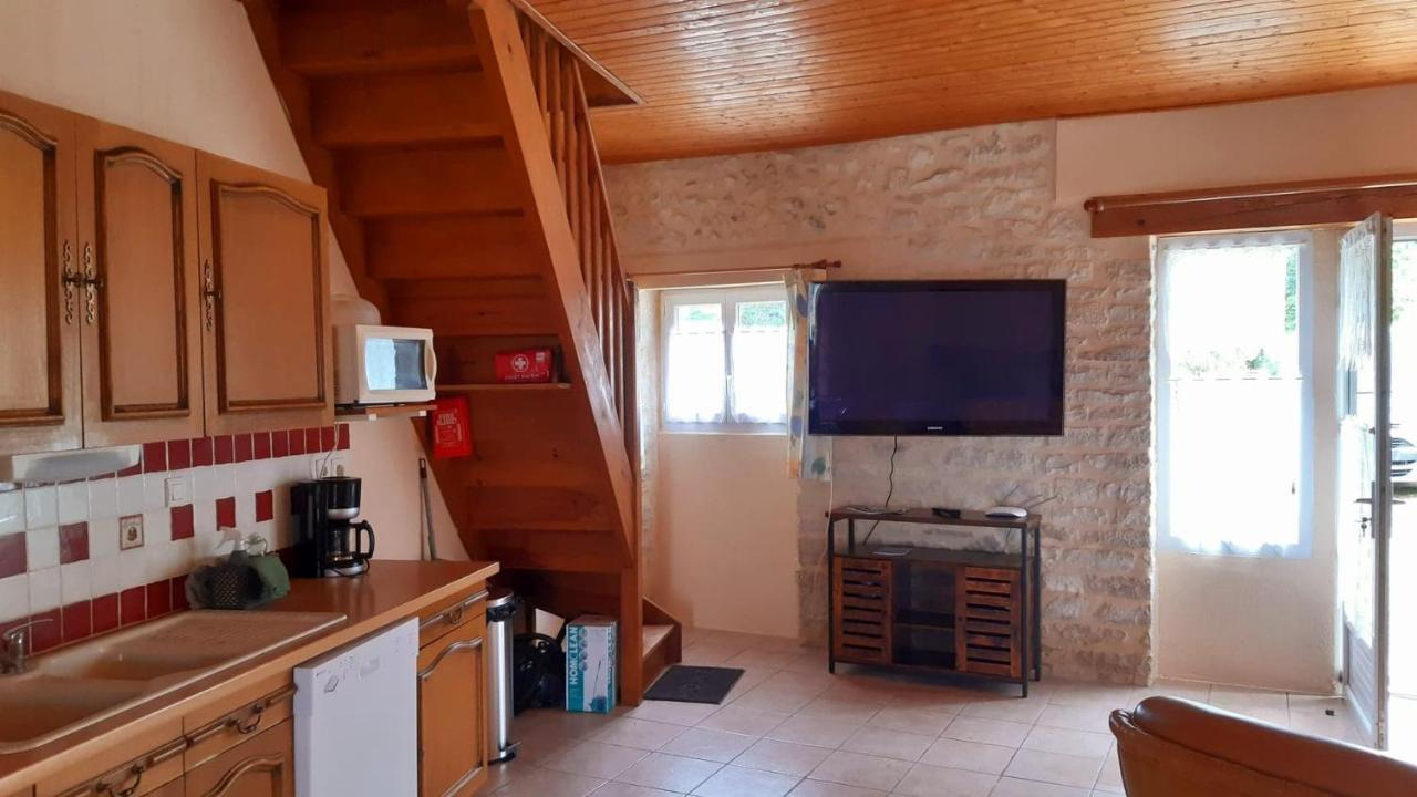 Gite XL Le Clos de Lamie avec piscine privée Fossemagne Exterior foto