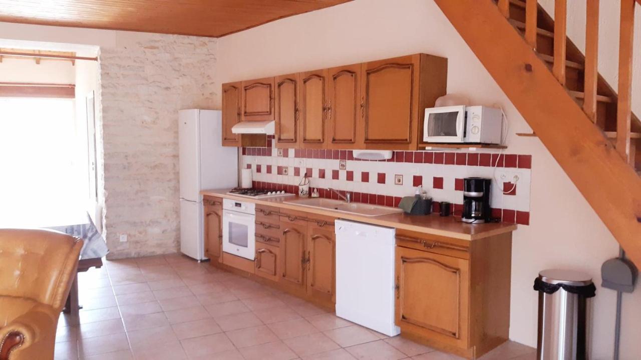 Gite XL Le Clos de Lamie avec piscine privée Fossemagne Exterior foto