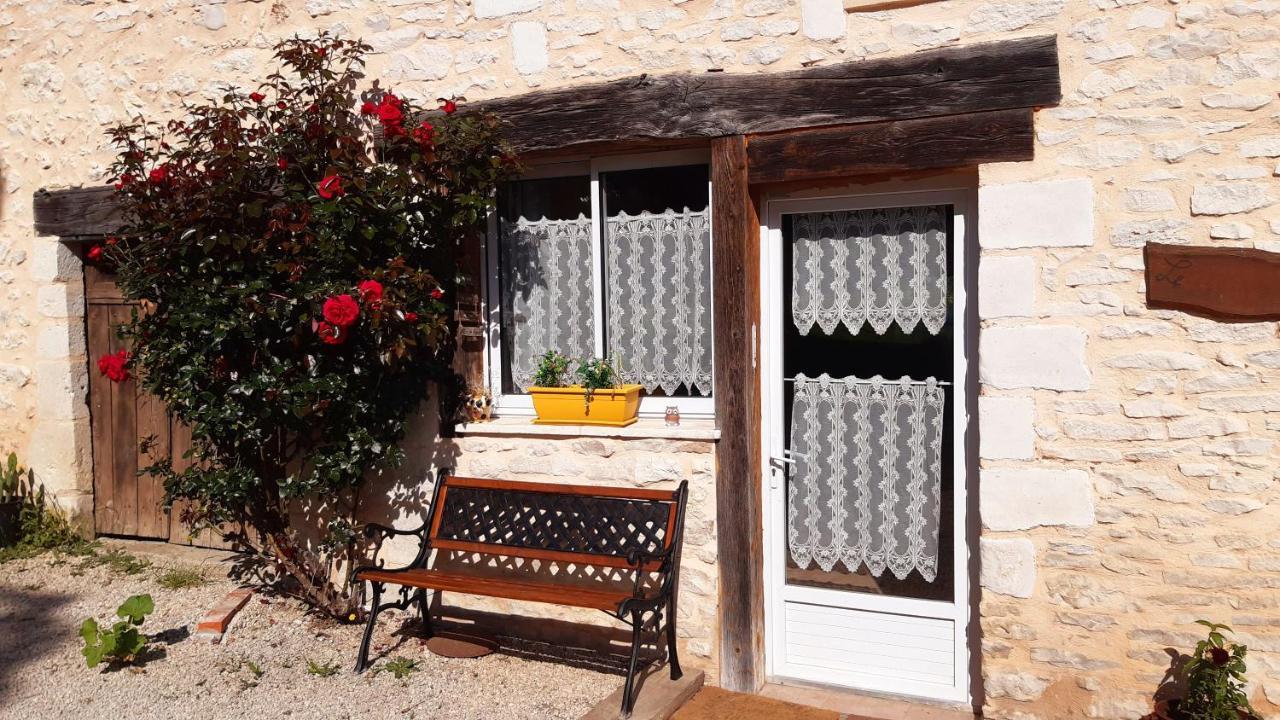 Gite XL Le Clos de Lamie avec piscine privée Fossemagne Exterior foto